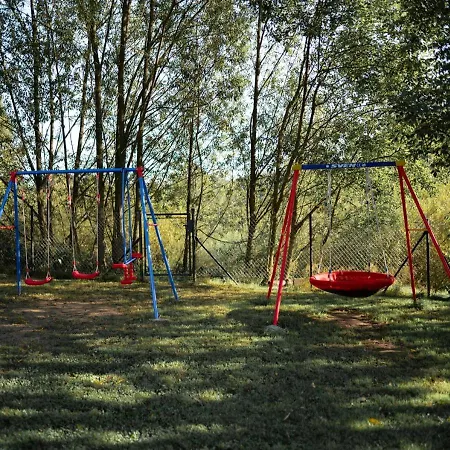 S Bazénem A Saunou U Skiareálu Bublava