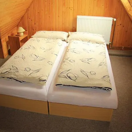 S Bazénem A Saunou U Skiareálu Сasa de vacaciones