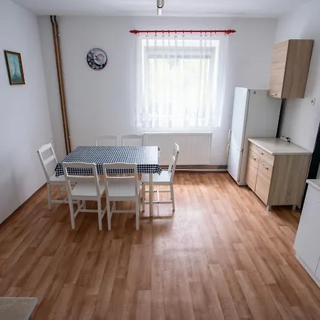Casa vacanze S Bazénem A Saunou U Skiareálu Bublava